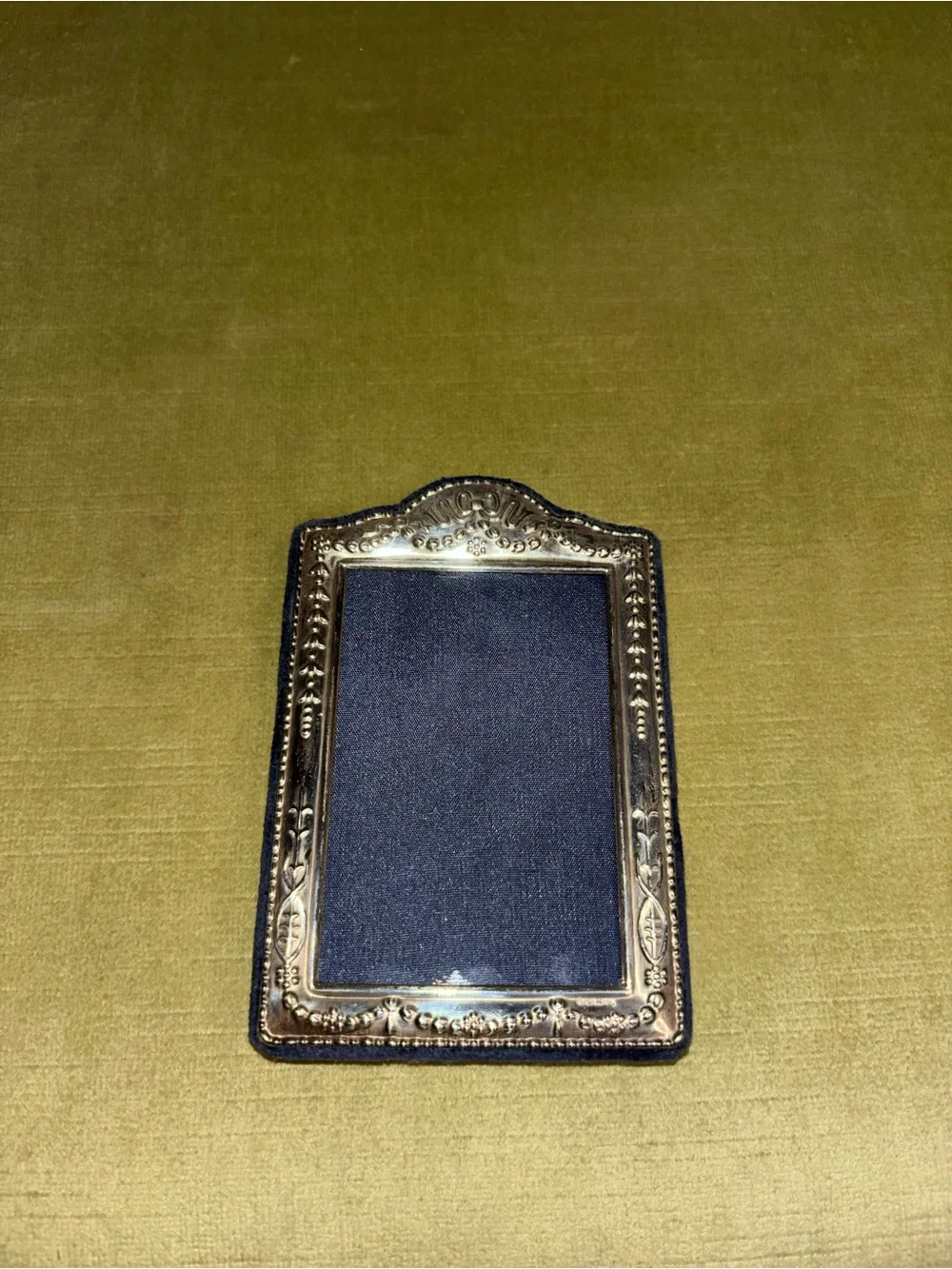 Robert Carrs Sterling Silver & Velvet Scroll Border Picture Frame 5”X 3.25”
